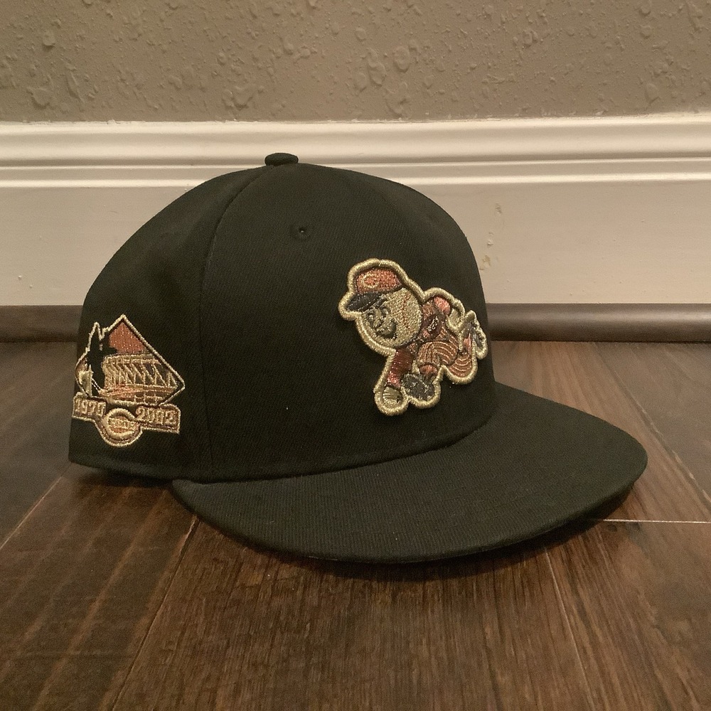 New Era Cincinnati Reds Black Fitted Hat 7 1/4 MLB Baseball Championship Era Cap